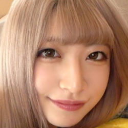 荻野うるあ