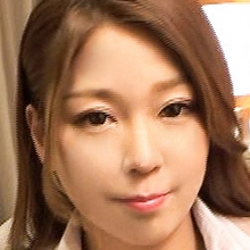 鈴原さとみ