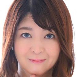 愛内ゆき