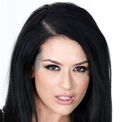 Katrina Jade