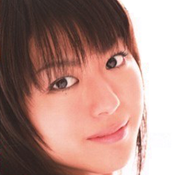 秦乃美有
