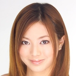 秋場莉緒