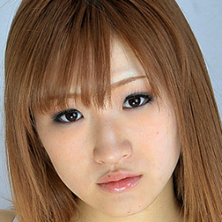 保科真美