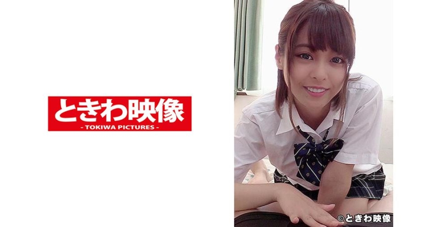 悪戯なキスで微笑む活発J○に顔射！