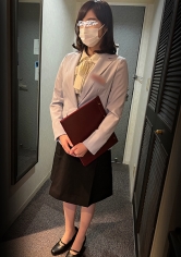ルームメイドH